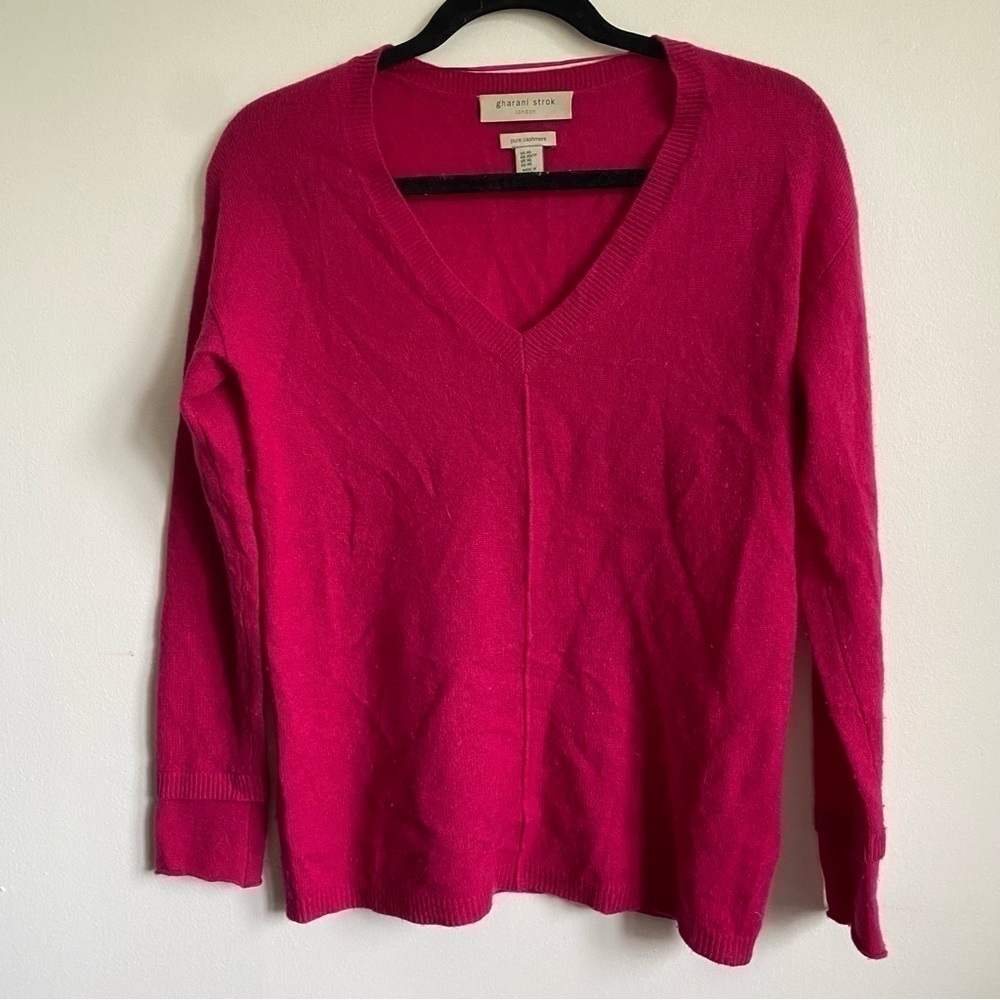 GHARANI Strok Pure 100% Cashmere Longsleeve V-Neck Sweater โข Hot Pink โข XS